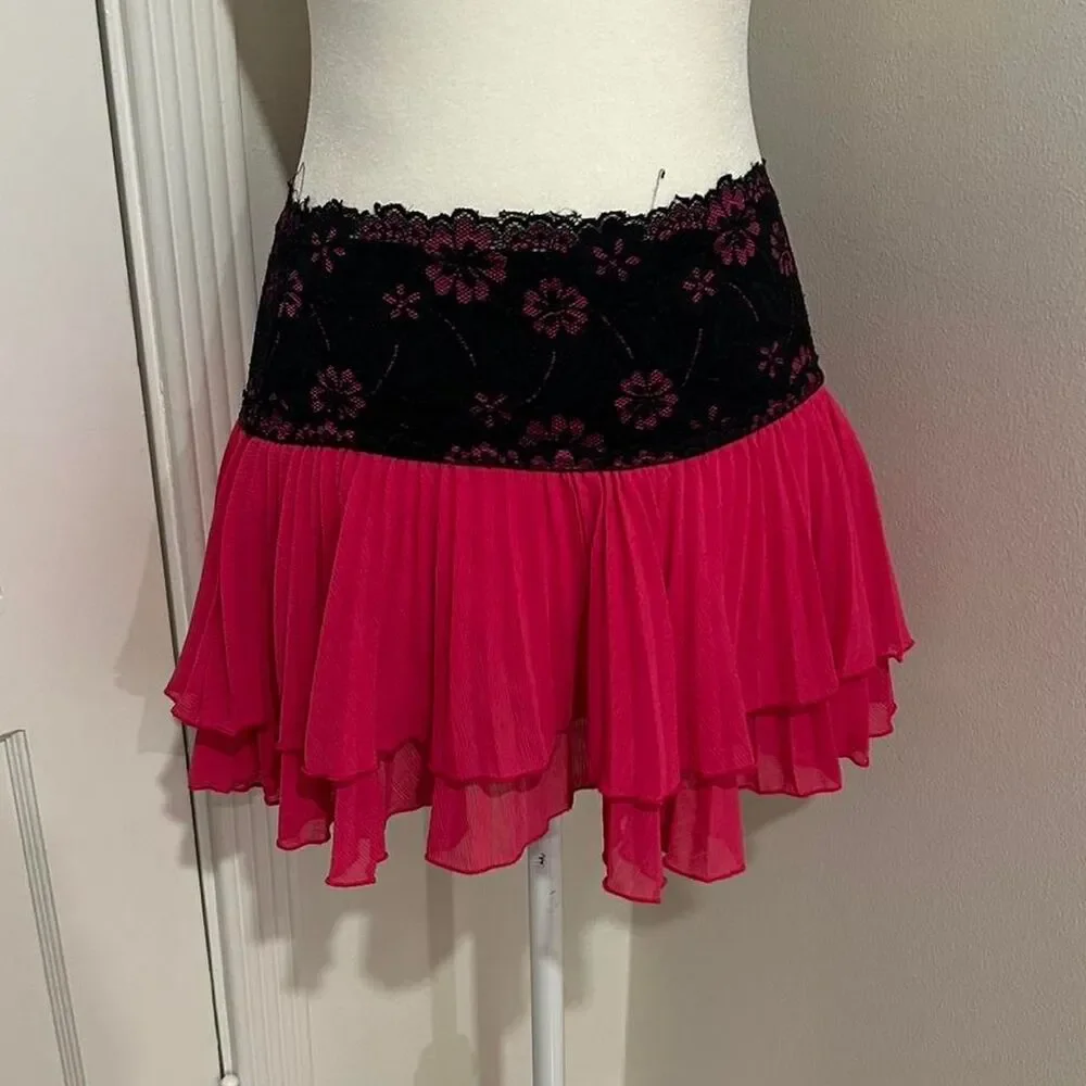 Forever 21 Y2k Lace Pleated Mini Skirt